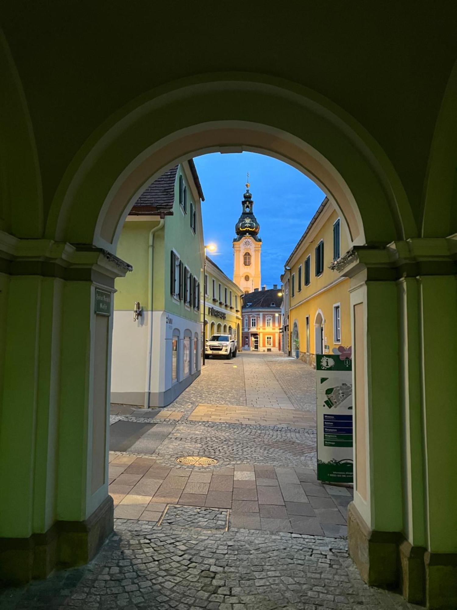 Die "Boho Suite" Im Herzen Von Hartberg I Parking Exterior foto