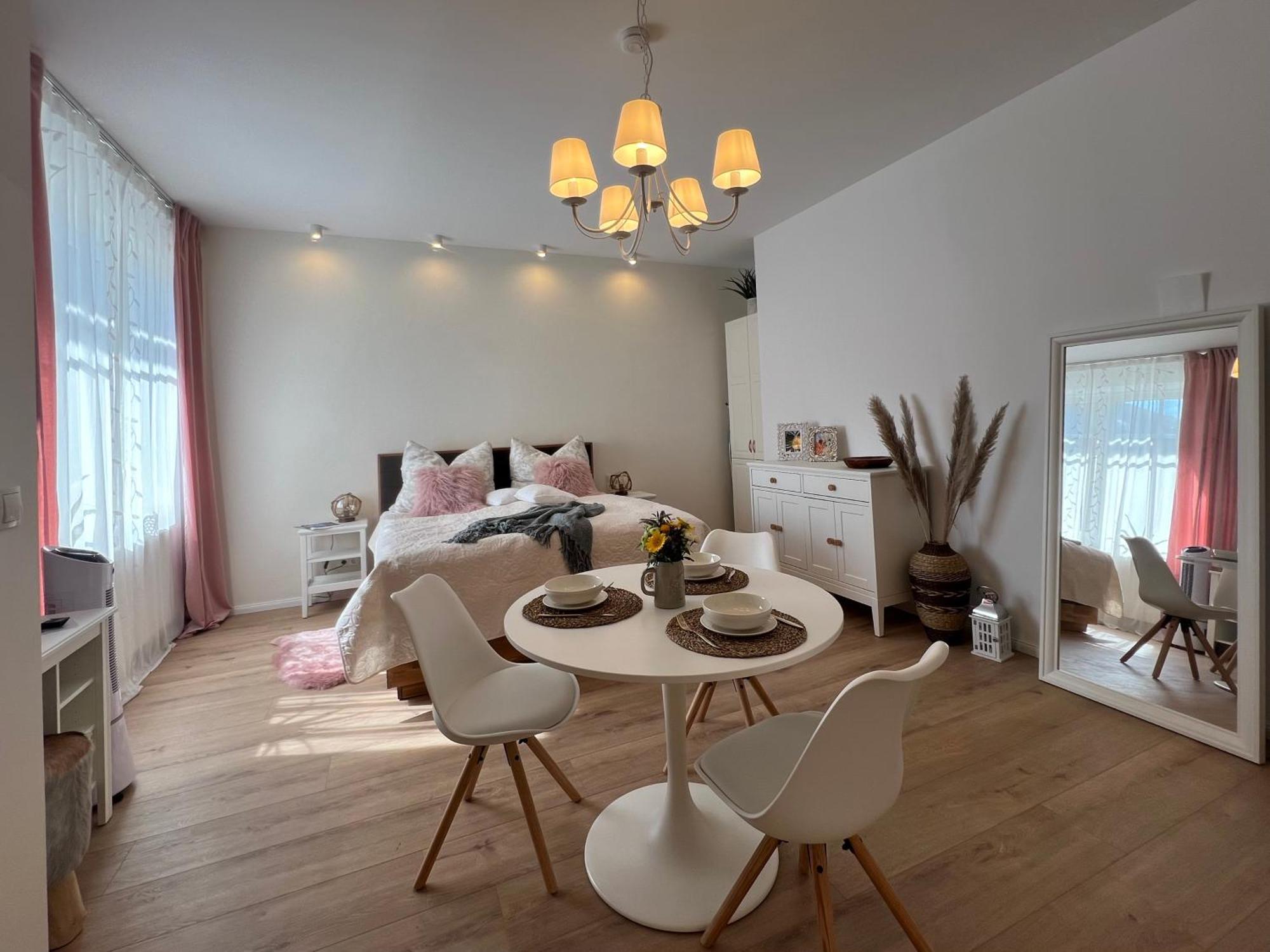 Die "Boho Suite" Im Herzen Von Hartberg I Parking Exterior foto